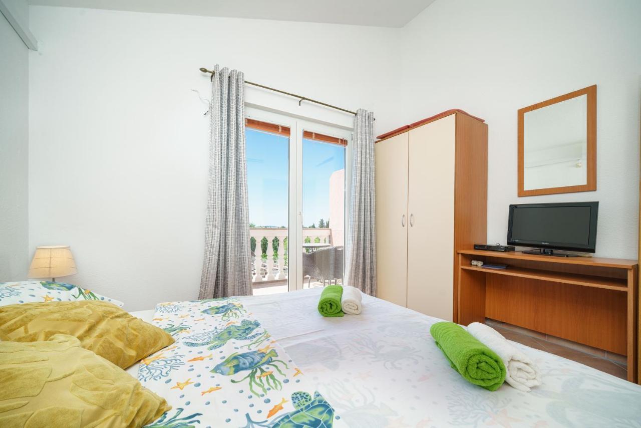 Apartments Markunovic Vodice Exterior photo